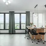 Lumina Premium With View On Center