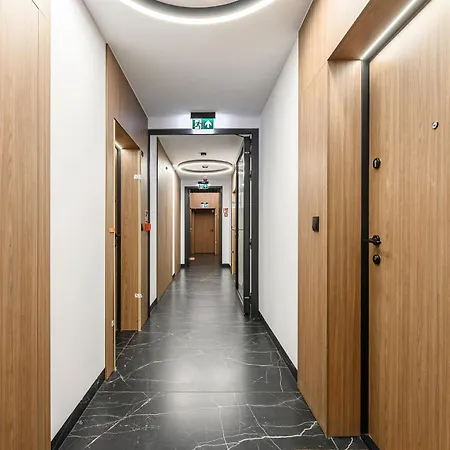 Lumina Premium With View On Center