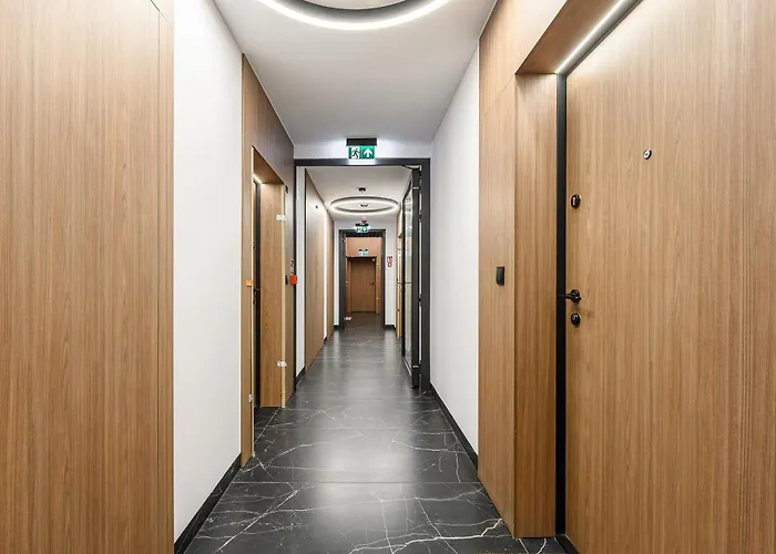 Lumina Premium With View On Center