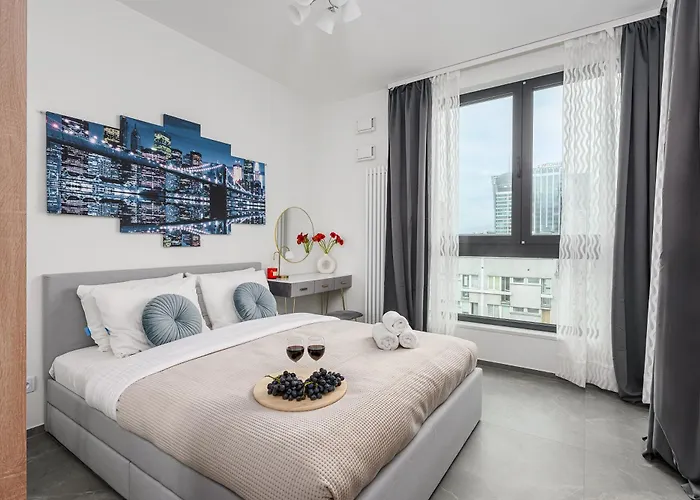 Lumina Premium With View On Center